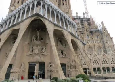 La Sagrada Familia, monument emblématique de la ville de Barcelone construit par l'architecte Gaudi